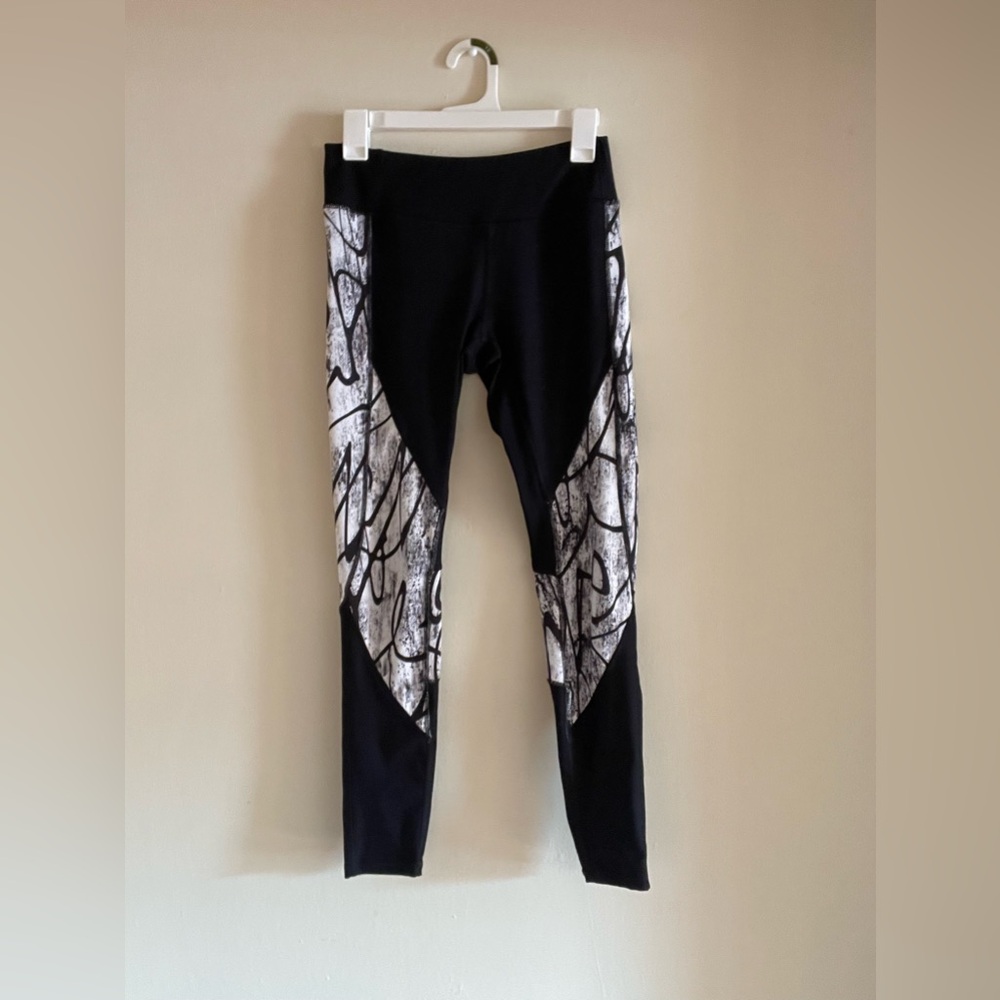 Stylish Black and White Leggings